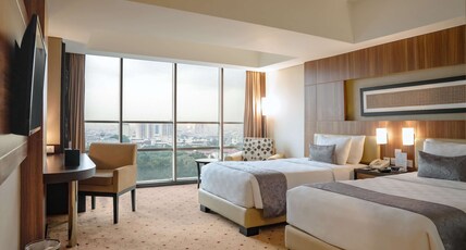 Best Western Premier La Grande Room Type - 2 Single Beds, Non-Smoking, Deluxe Room, Wi-Fi, Shower Only, City View, Safe, Full Breakfast Best Western Premier La Grande Room Type - 2 Single Beds, Non-Smoking, Deluxe Room, Wi-Fi, Shower Only, City View, Safe, Full Breakfast