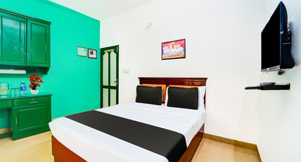 Hotel O Vennala Near Palarivattom Room Type - Saver Double