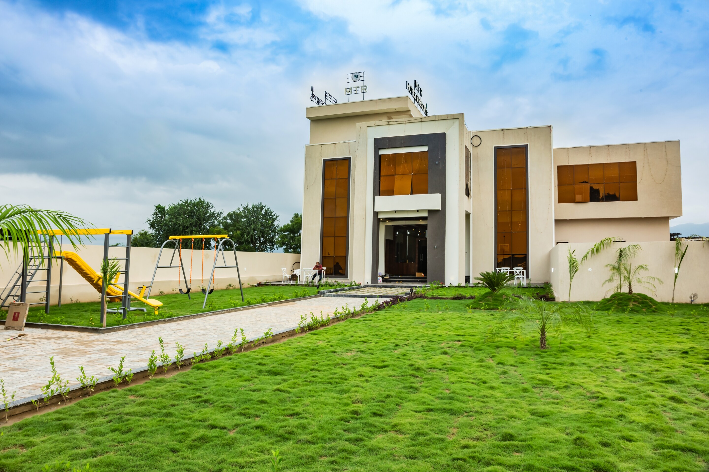 Main gallery