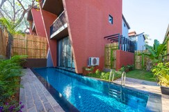 ELIVAAS Signature Solena 4BHK Villa with Pvt Pool & Bar Lounge