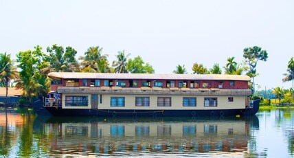 The Botel Alleppey Houseboats by EGH Room Type - Super Deluxe Room with 24hrs Ac -FREE -Tender Coconut ,Banana leaf Sadhya ,Kayaking ,live music ,vil The Botel Alleppey Houseboats by EGH Room Type - Super Deluxe Room with 24hrs Ac -FREE -Tender Coconut ,Banana leaf Sadhya ,Kayaking ,live music ,vil