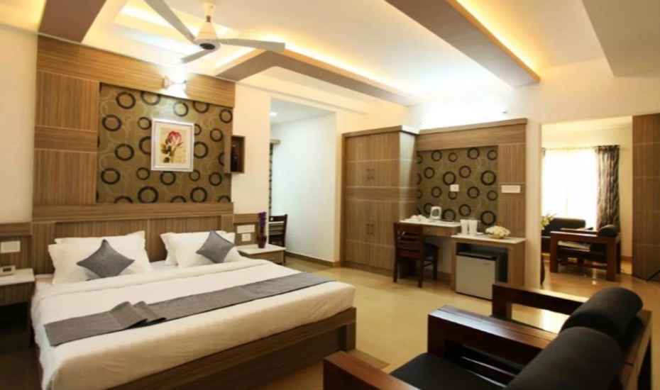 Hotel Kgees Noah Ark - Tap to explore photos