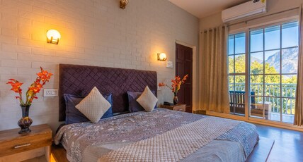 Cullen House Room Type - RED DIAMOND