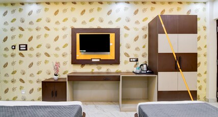 Hotel Rajmahal Room Type - 3 BED SUPER DELUXE