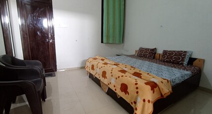 Hotel Pinaki & Homestays Room Type - Bedroom 103