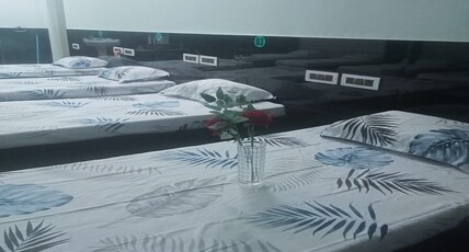 P G Rooms And Dormatory Room Type - Dormitory Bed