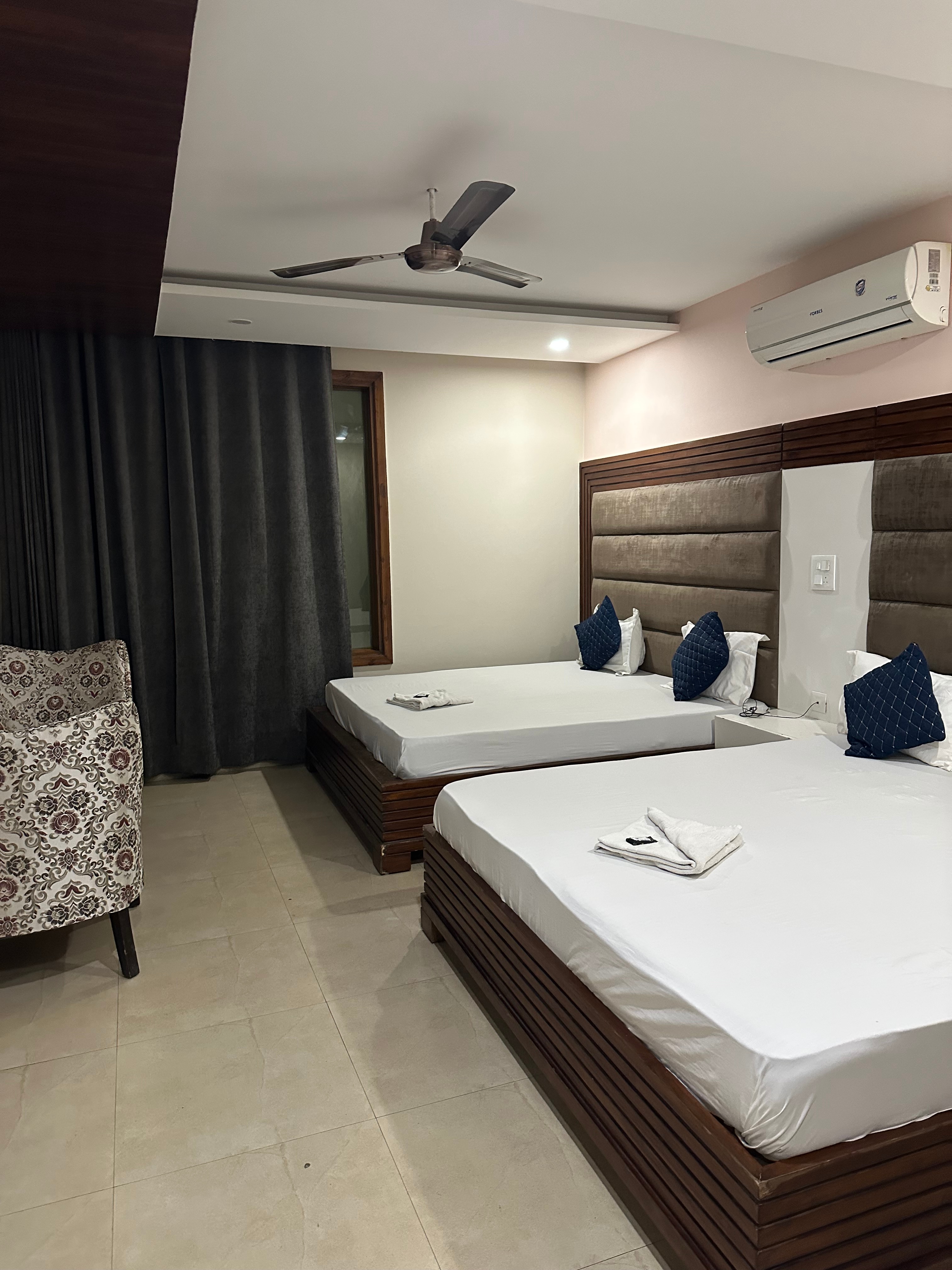 HOTEL THE MOON STONE, ZIRAKPUR - Tap to explore photos