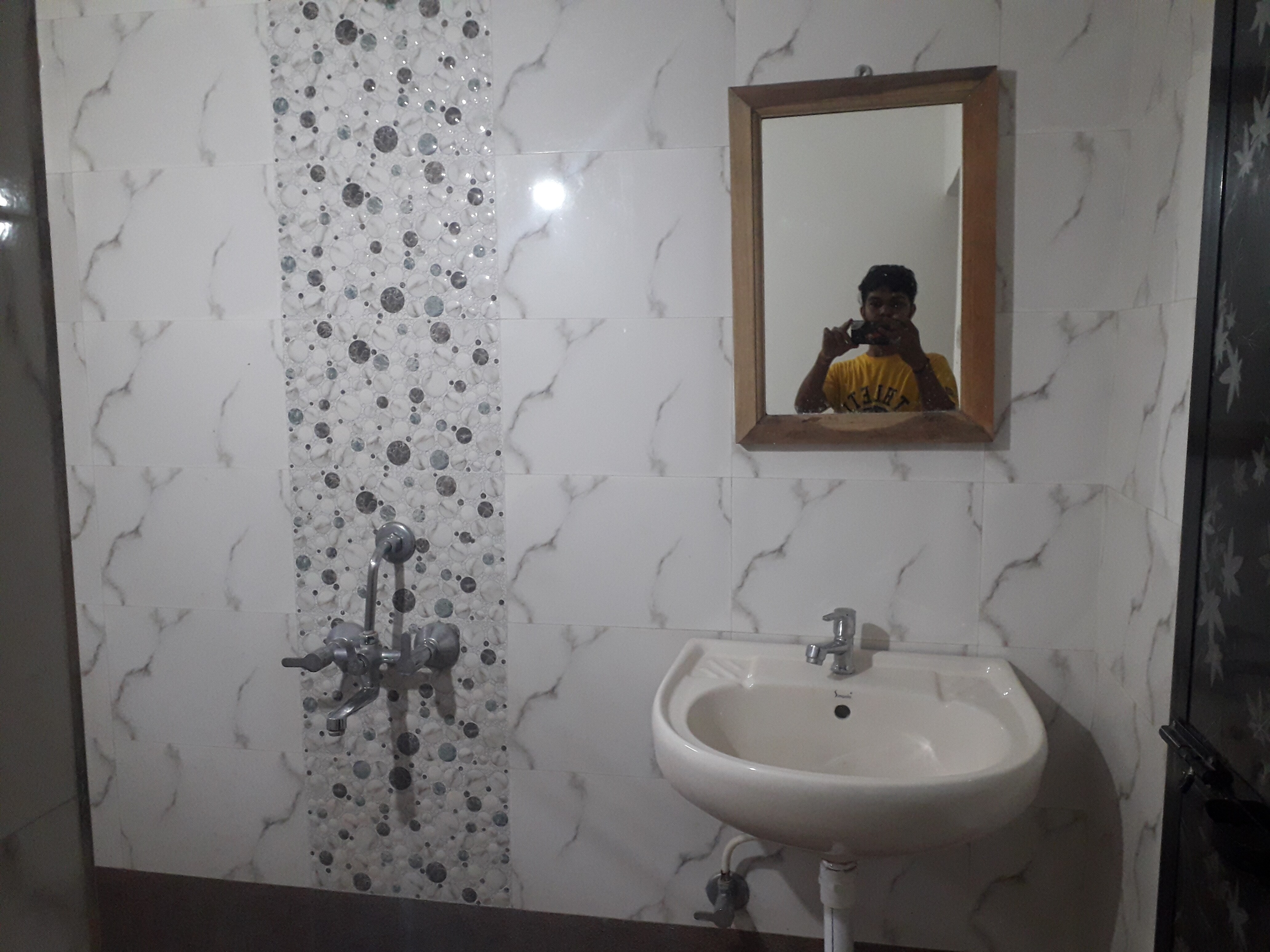 Mango Villa - Tap to explore photos