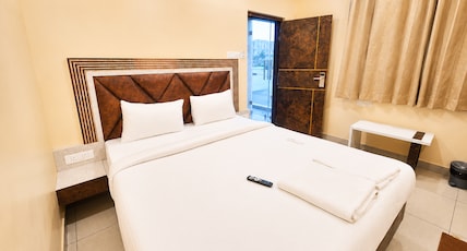 Kings Residency Room Type - Deluxe AC Room Kings Residency Room Type - Deluxe AC Room