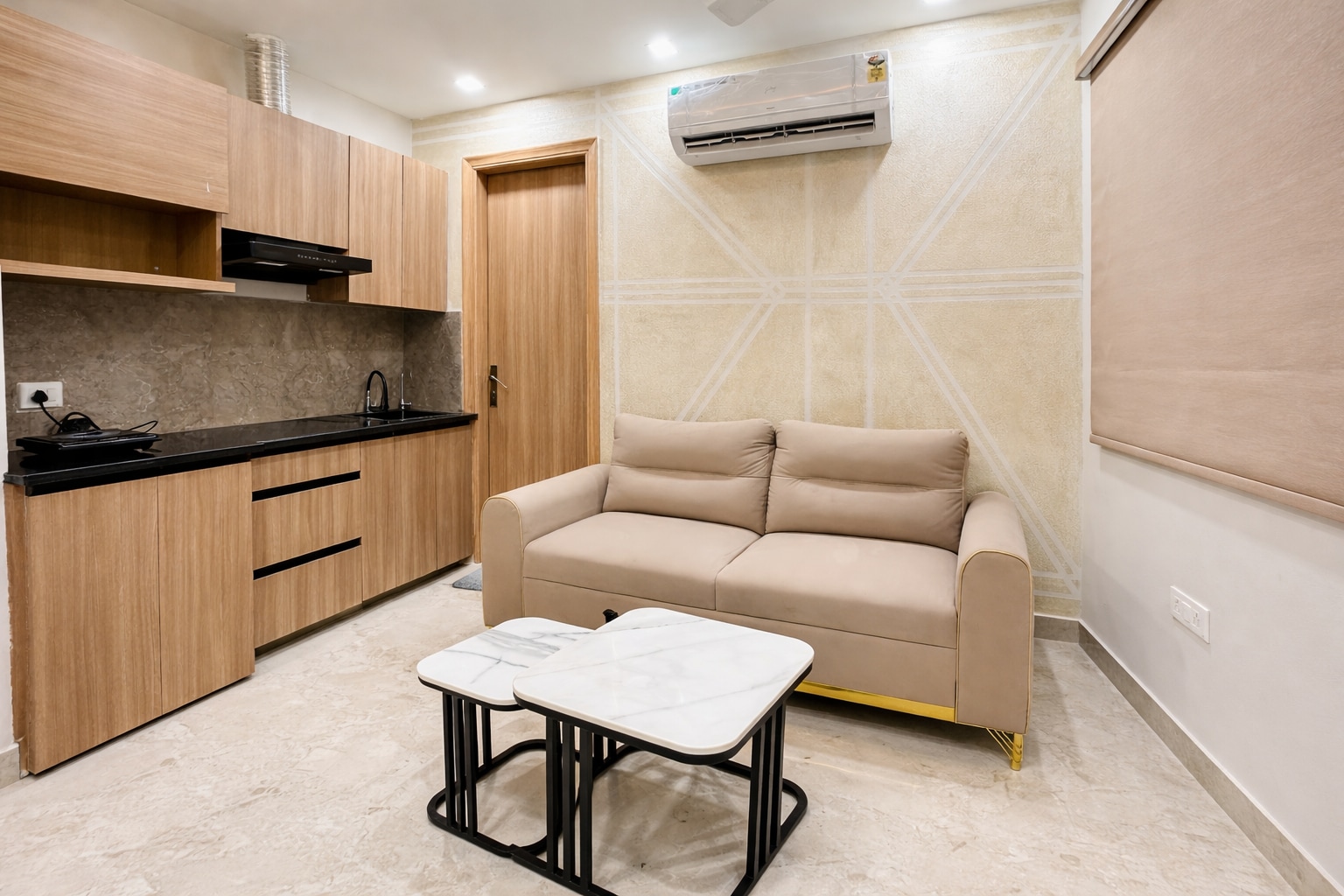 Dreamwood Hotel Near Sec 29 Gurgaon - Tap to explore photos