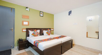 FabHotel La Palma Suites - Nr. Rmz Eco World Room Type - Deluxe Room FabHotel La Palma Suites - Nr. Rmz Eco World Room Type - Deluxe Room