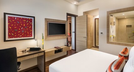 Sandal Suites Op. by Lemon Tree Hotels Room Type - Deluxe Suite