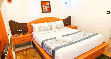 Aurora Darjeeling Grand Room Type - Deluxe Double Room