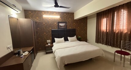 Hotel Minerva  Room Type - AC Standard Room
