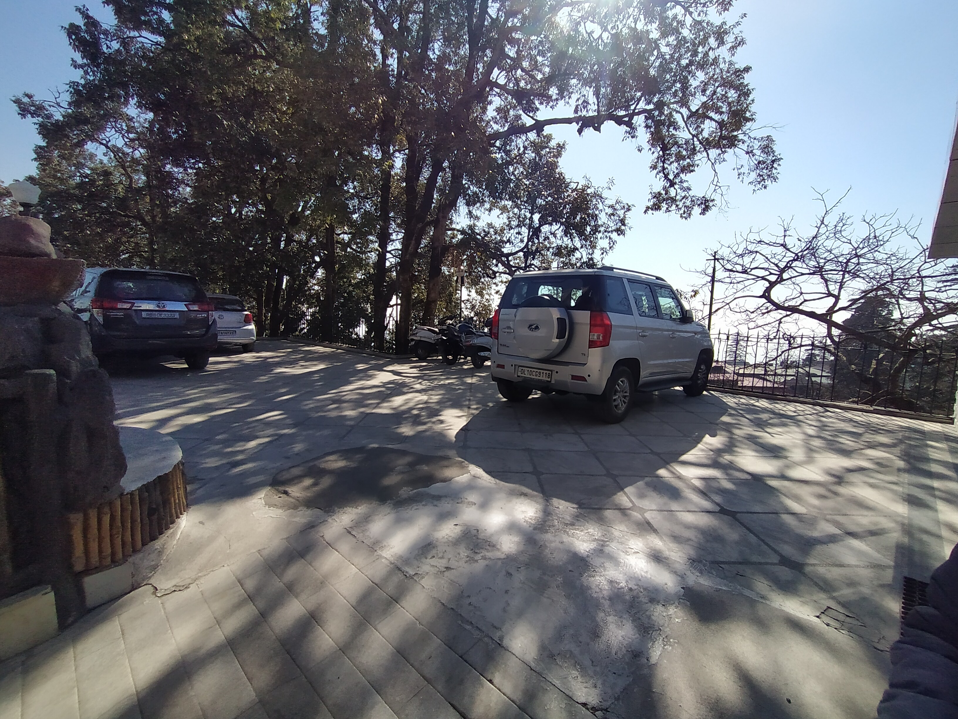 Hotel Horizon - Tap to explore photos