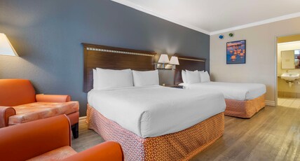 Best Western Anthony/West El Paso Room Type - Accessible - 2 Queen, Mobility Accessible, Bathtub, Ground Level, Non-Smoking, Full Breakfast