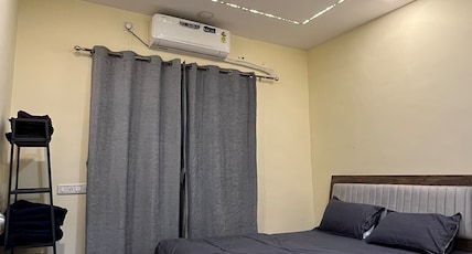HolidayDusk- Apartment Side View Room Type - Bedroom 1