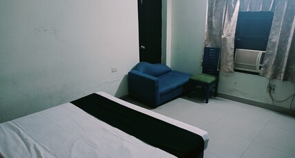 Queens Pearl Inn  Room Type - Non-Premium Room