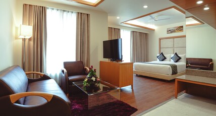 Ramee The Srinivas Palace Room Type - Club Rooms
