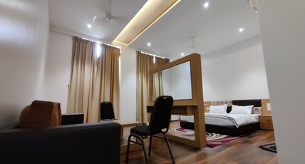 The Royal Rasraj Room Type - Suit Room