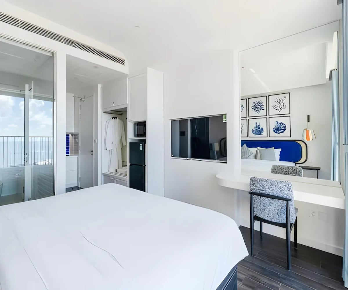 Rosie Hillside Seaview Phu Quoc Apartment - Tap to explore photos