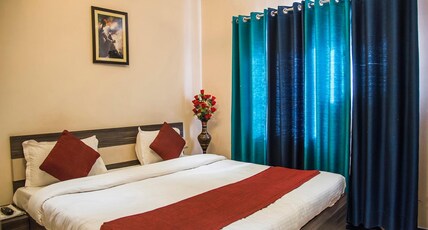 Hotel Divine Destination Room Type - AC Deluxe Room