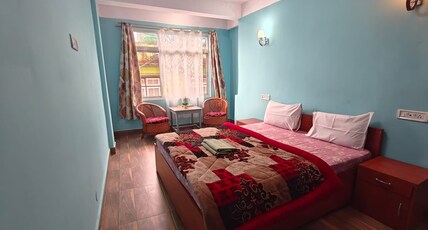 Hotel Little Hut - 550 mts from Mall Road Room Type - City View Room