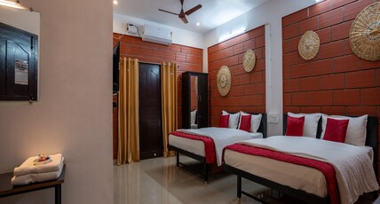ClayNest Courtallam Room Type - Family Room