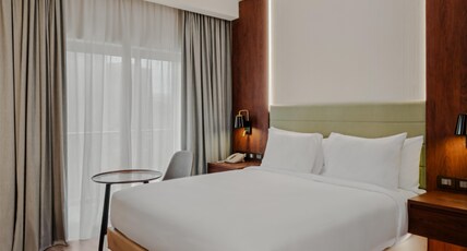 DoubleTree by Hilton Addis Ababa Airport Room Type - KING GUEST ROOM