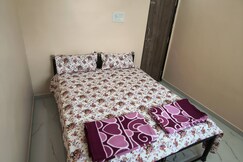 1B BK2Brahmachaitanya Homestay Nr Railway Station
