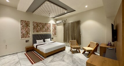 WHITE PETAL GUEST HOUSE Room Type - SUPER DELUX ROOM
