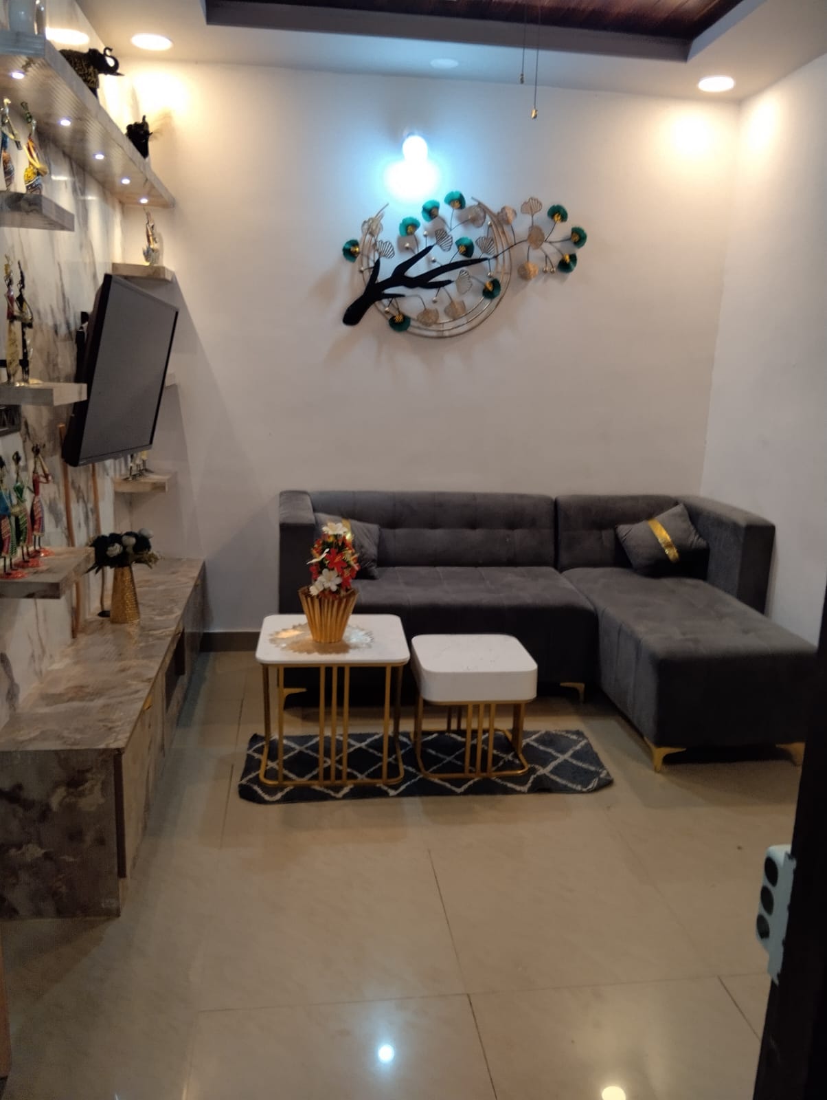 The Comfort Zone | Fully Loaded Apt near ITPL - Tap to explore photos