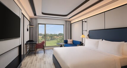 DoubleTree by Hilton Bengaluru Airport Room Type - King Deluxe Room High Floor