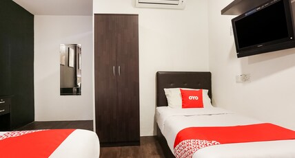 Hotel O Kl2f Rest & Go Room Type - Standard Triple