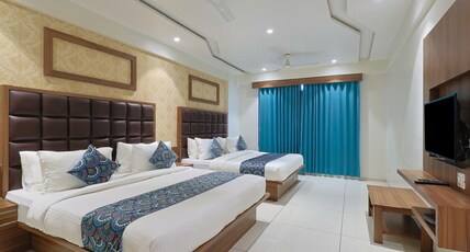 hotel royal square Room Type - Family Room