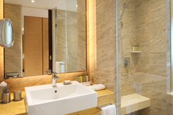 DoubleTree by Hilton Hotel Wuhu