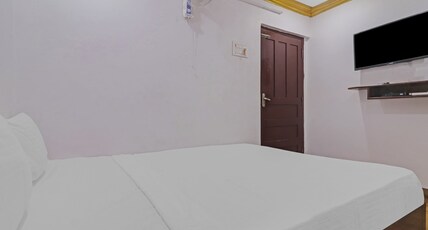 Hotel O V Guest Inn Room Type - Classic