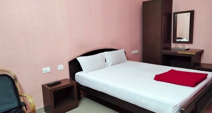 Olivia Residency & Homestay | Dorms & Caretaker Room Type - Deluxe Non AC Room