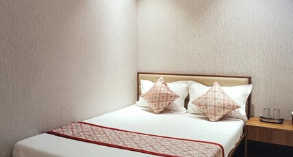 Hotel Global Room Type - Deluxe Room