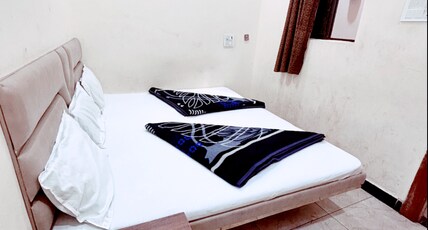 Red Rose Hotel Room Type - Bedroom 4