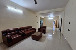 Royal Living | Entire 4BHK Apartment | 1KM From SUM Hospital