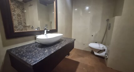 Tulip Tree Hotel Room Type - Deluxe Double Bed Room Tulip Tree Hotel Room Type - Deluxe Double Bed Room