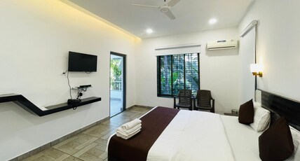 Raj Resort - Kelva Beach Room Type - AC Deluxe Room