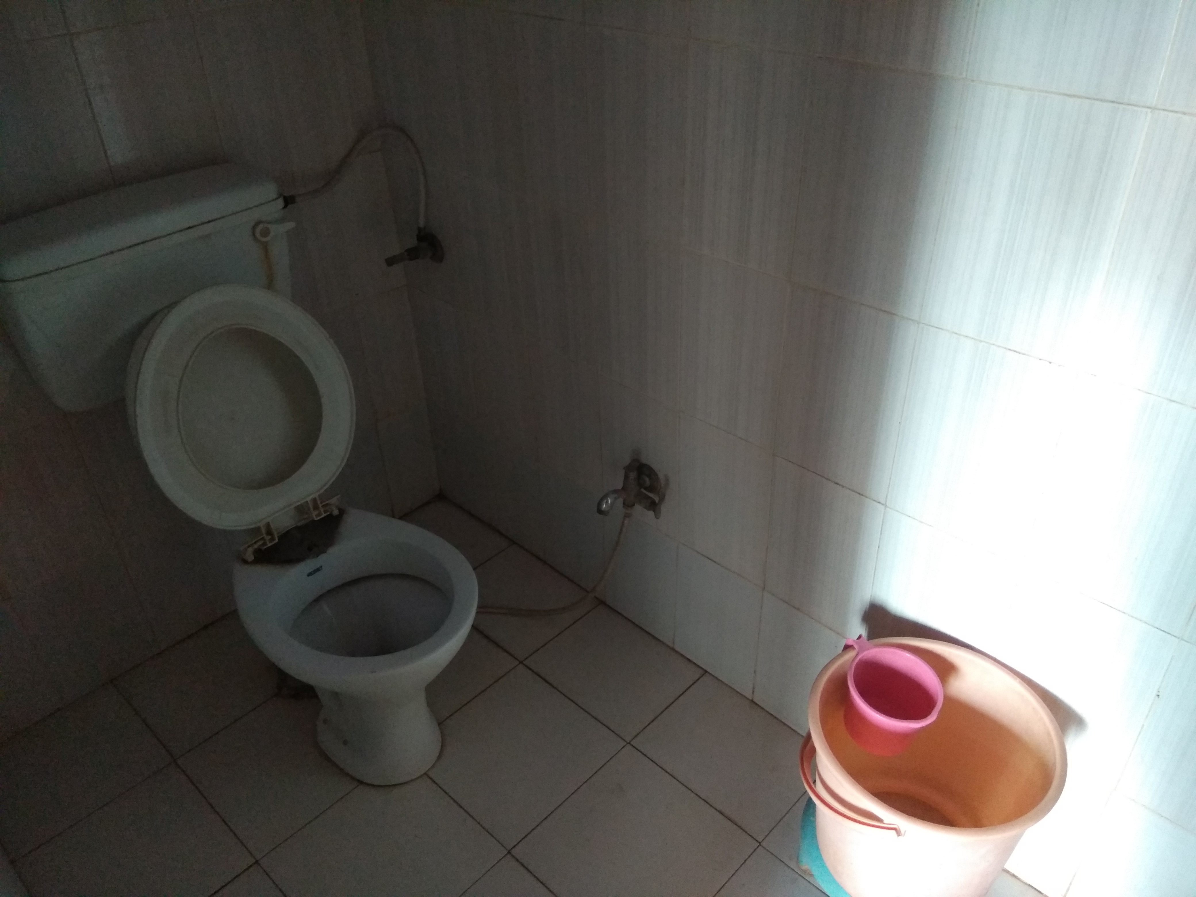 Chandar Guest House - Tap to explore photos