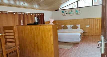 Wanderer's Trail Room Type - Luxury Private Cottage (Shinkula La Cabin)