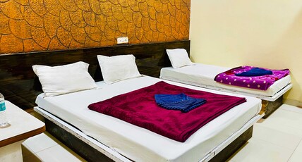 Hotel Palash Room Type - Deluxe Triple Bed Room