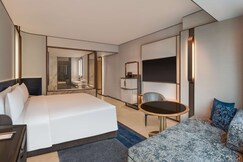 Hilton Saigon