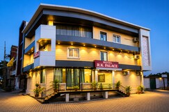 Hotel R.K. Palace near Banke Bihari Temple