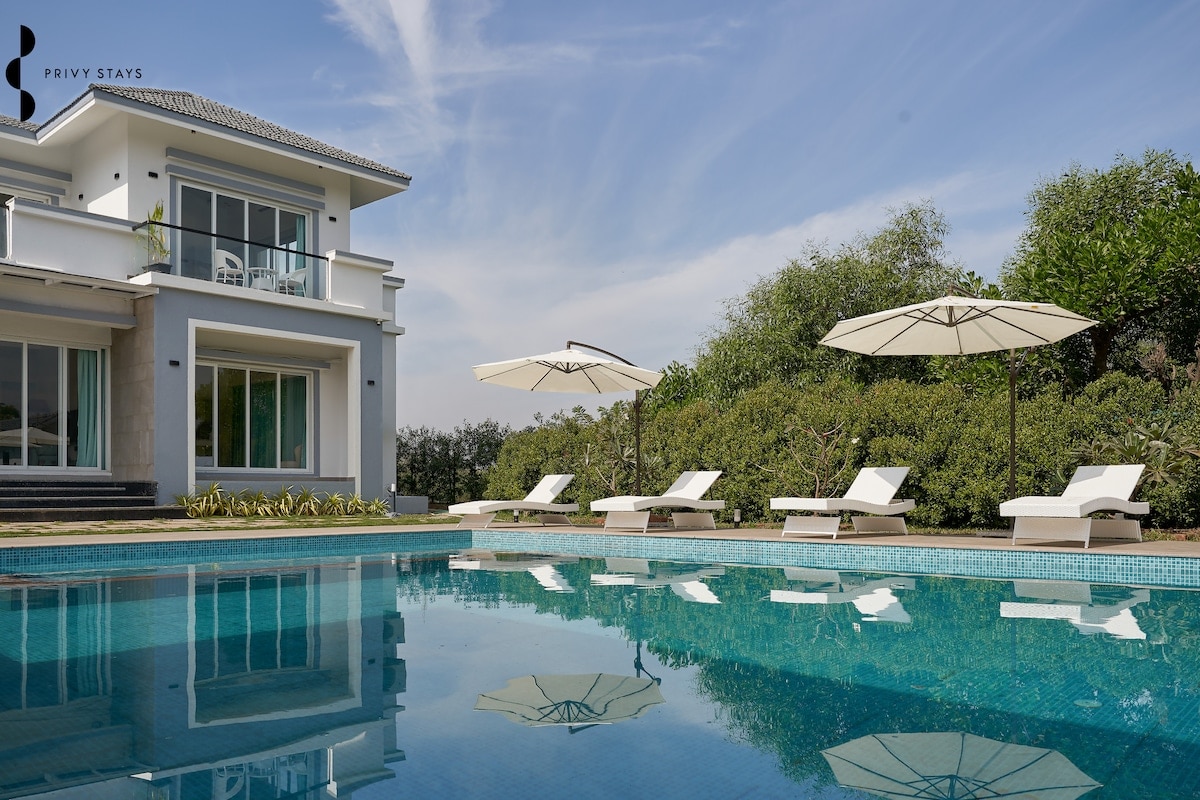 Privy Stays- Elantra Villa, Alibag - Tap to explore photos