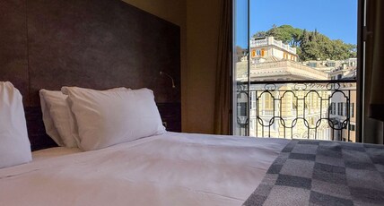 Best Western Hotel Metropoli Room Type - 1 King Bed, Non-Smoking, Superior Room, City View, Safe, Wi-Fi, Kettle